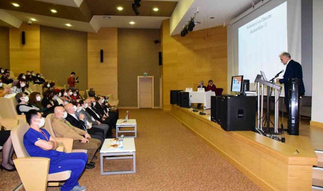 Vali Karadeniz, 4. Güncel Diyaliz Uygulamaları Kursuna katıldı