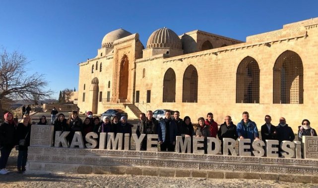 Vali Sonel, bu kez öğretmenlerin gönlünü aldı
