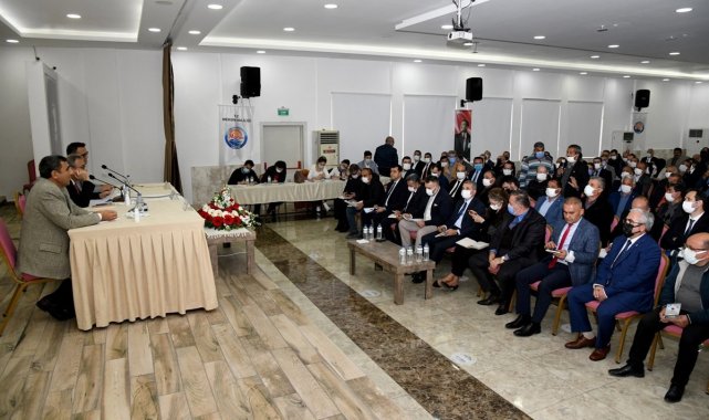 Vali Su, Silifke'de muhtarlar ve vatandaşlarla buluştu