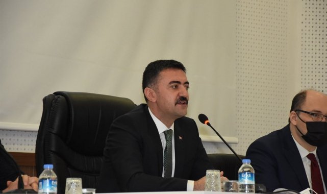 Vali Tekbıyıkoğlu: "Devletlerin en büyük zenginliği genç nüfusudur"