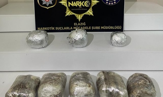 Valizinden 8 kilo uyuşturucu çıkan şüpheli gözaltına alındı