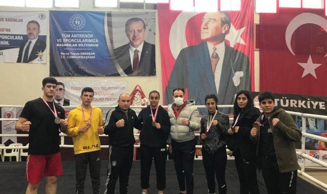 Vanlı boksörlerden büyük başarı