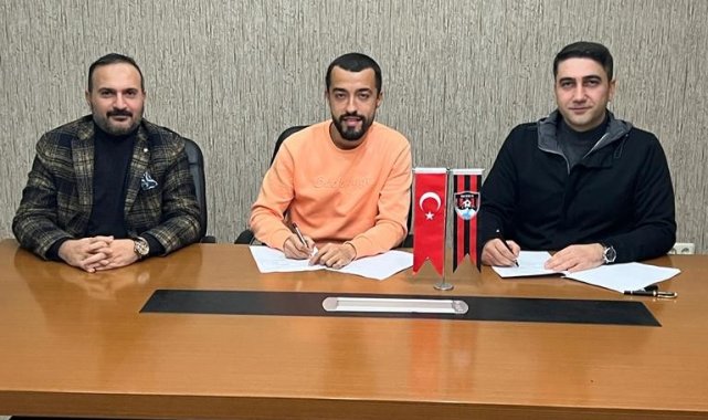 Vanspor FK, Mehmet Özdiraz ile anlaştı