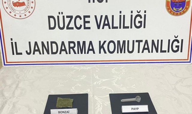 Yabancı uyruklu şahıs evinde uyuşturucu ile yakalandı