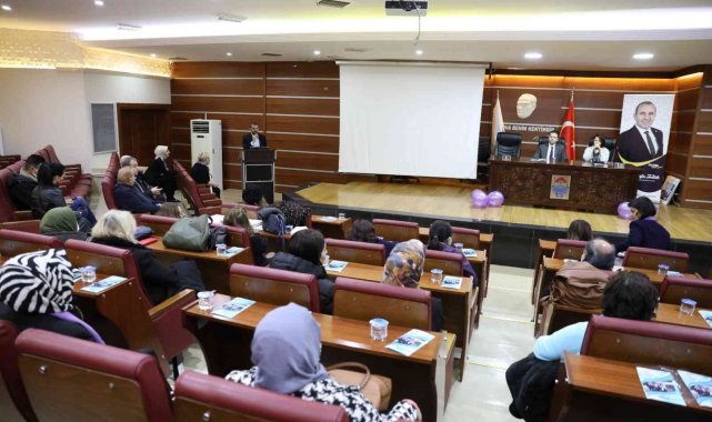Yalova'da Dünya Kanser Günü konferansı