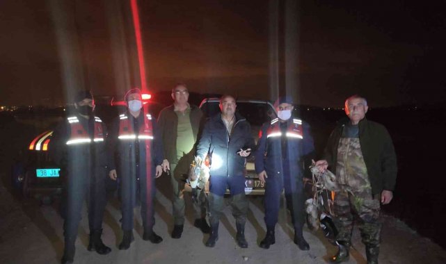 Yasa dışı avcılara gece operasyonu