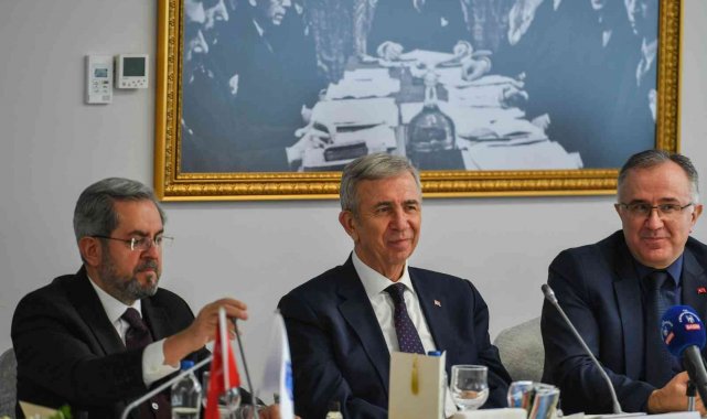 Yavaş üniversite rektörleriyle bir araya geldi