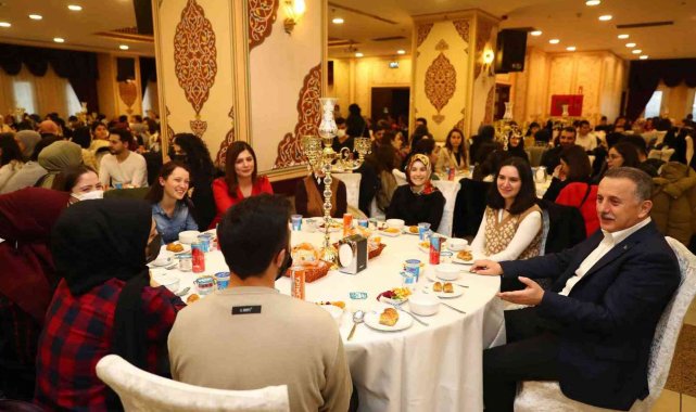 Yeni atanan 832 öğretmene 'Hoş Geldiniz' yemeği