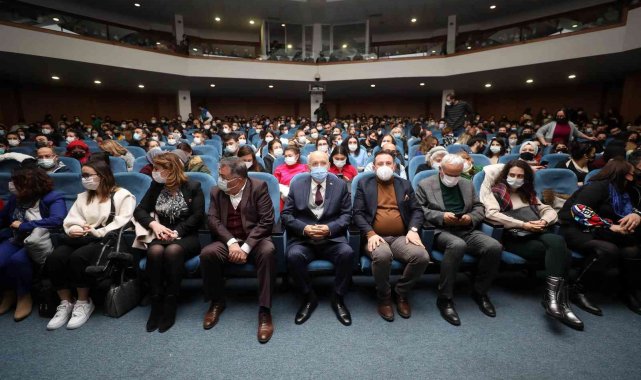 Yenimahalle Belediyesi Tiyatro Festivali başladı