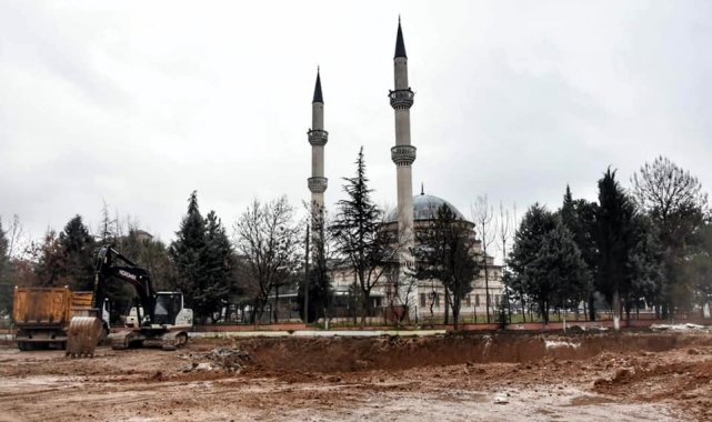 Yenişehir'e yapılacak yeni okulun inşaatı başladı