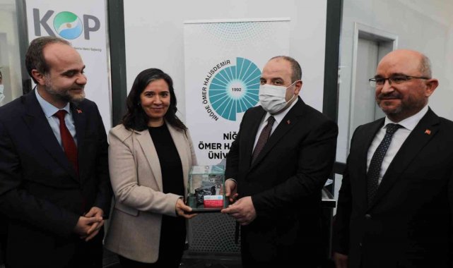 Yeşil Enerji Evi ve Silisyum Saflaştırma Laboratuvarı açıldı