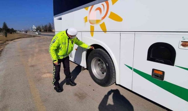 Yolcu taşıyan araçlarda kış lastiği ve emniyet kemeri denetimi
