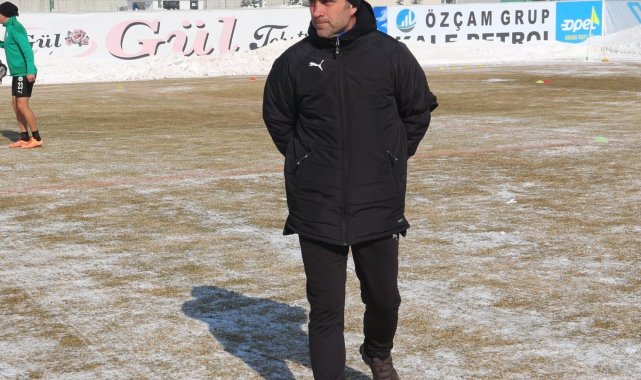 Yusuf Tokuş: &quot;Futbolcularıma güveniyorum&quot;