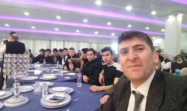 Yüzlerce kişinin katıldığı eğlencede toplanan parayla öğrenciler burs alacak