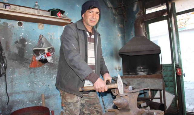 Zeytin ve zeytinyağı fiyatları artınca el yapımı tarım aletleri de kıymete bindi