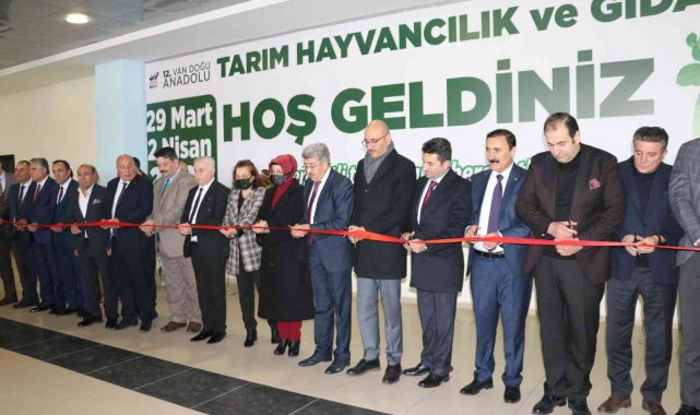 12. Van Doğu Anadolu Tarım Hayvancılık ve Gıda Fuarı kapılarını açtı