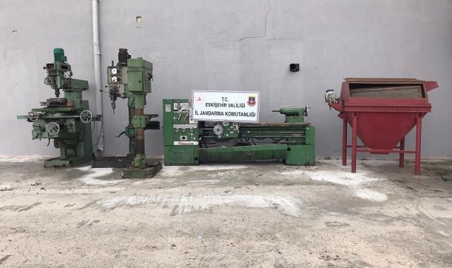 15 tonluk makineleri çalan 3 şüpheliyi jandarma yakaladı