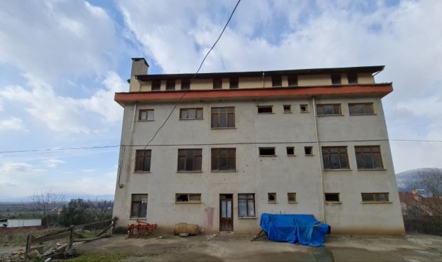 2 milyon liralık yatılı Kur&#039;an kursu çürümeye terk edildi