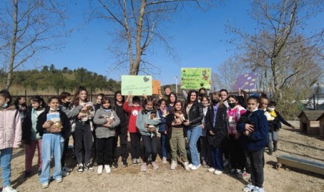 &#039;El Ele Projesi&#039; patili dostları Sevindirdi