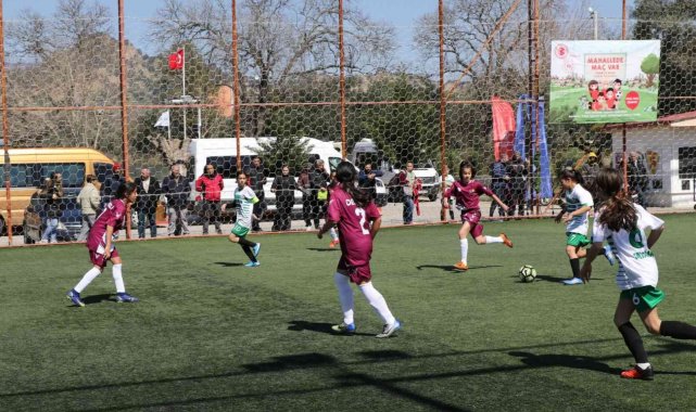 'Mahallede Maç Var' grup müsabakaları başladı
