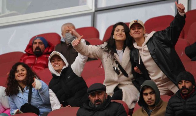 'Yiğido Kızlar'dan Sivasspor'a destek