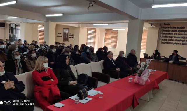 65 çiftçiye bitkisel üretimde zirai mücadele yöntemleri anlatıldı