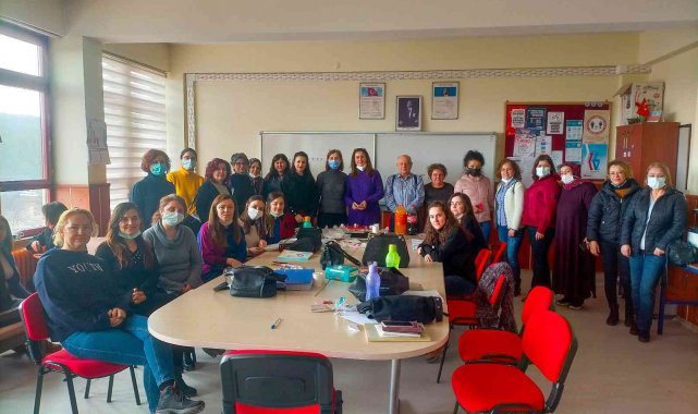 8 Mart Dünya Kadınlar Günü&#039;nü okulda kutladılar