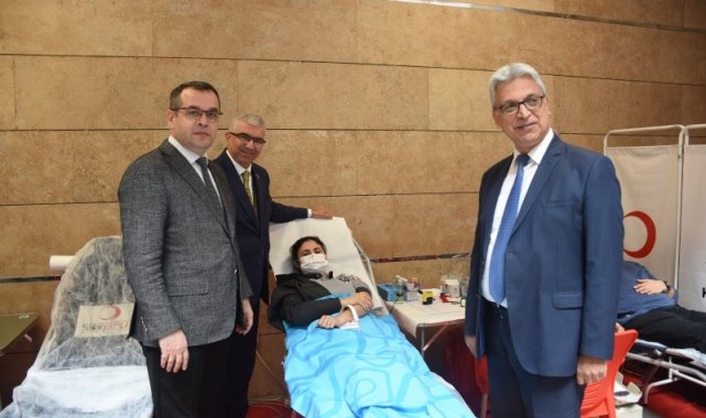 Adana Adliyesi'nde kan bağışı etkinliği