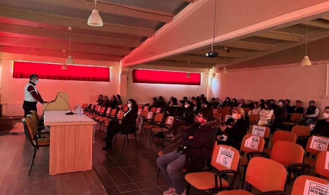 ADÜ Karacasu MYO&#039;da &#039;Sağlıklı Beslenme Semineri&#039; düzenlendi