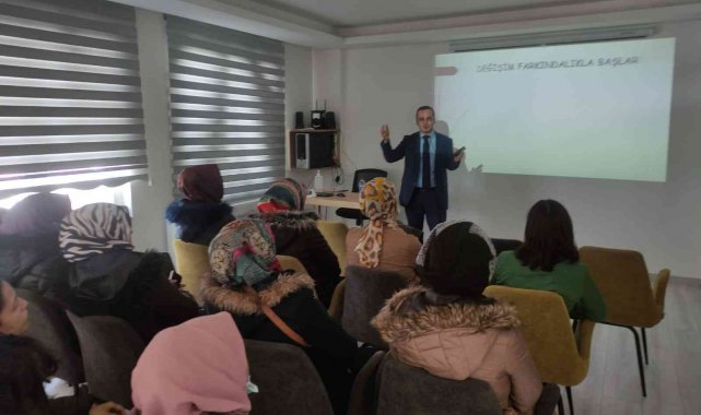 Afyonkarahisar&#039;da ailelere seminer verildi