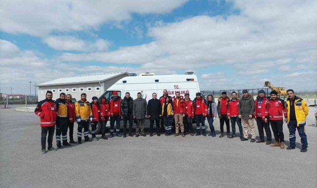 Afyonkarahisar'da UMKE ekine Ambulans Sürüş Teknikleri ve Arazi Sürüş Teknikleri eğitimi