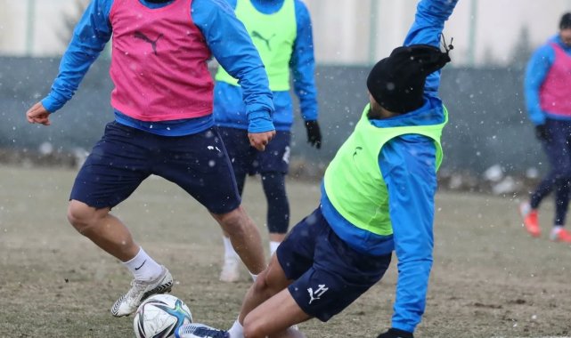 Afyonspor hafta sonu lideri konu edecek