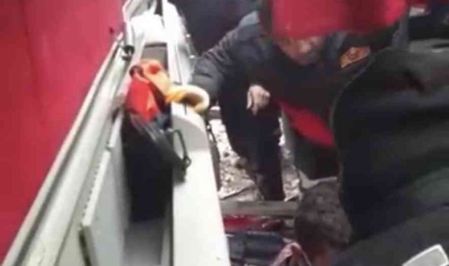 Ağrı'da yolcu otobüsü devrildi: 12 yaralı