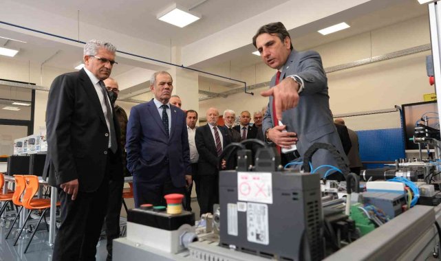 Ahbaplar Grubu'ndan Özel EOSB Mesleki ve Teknik Anadolu Lisesi'ne ziyaret