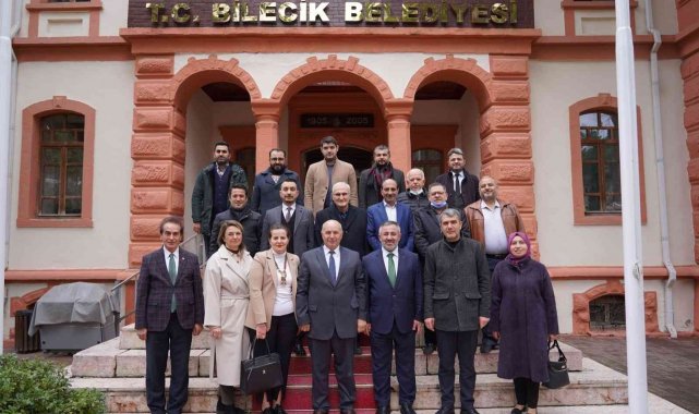 AK Parti heyetinden Başkan Vekili Tüfekçioğlu'na hayırlı olsun ziyareti