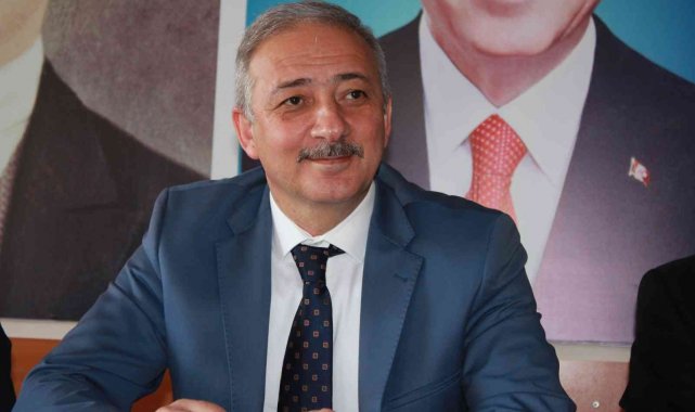 AK Parti Muğla İl Başkanı Mete, Marmaris'te yaptığı toplantıda turizmcilere güzel haberler verdi