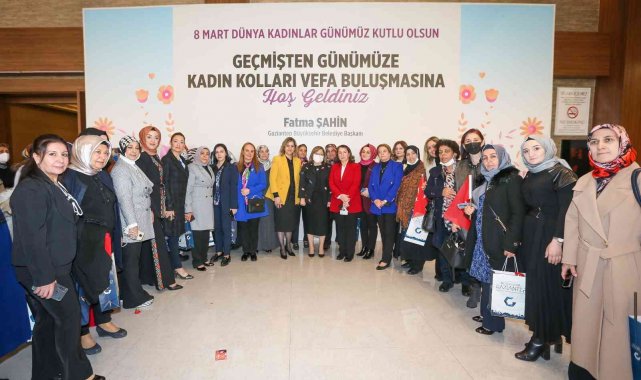 AK Partili kadınlar 8 Mart Dünya Kadınlar Günü etkinliğinde buluştu