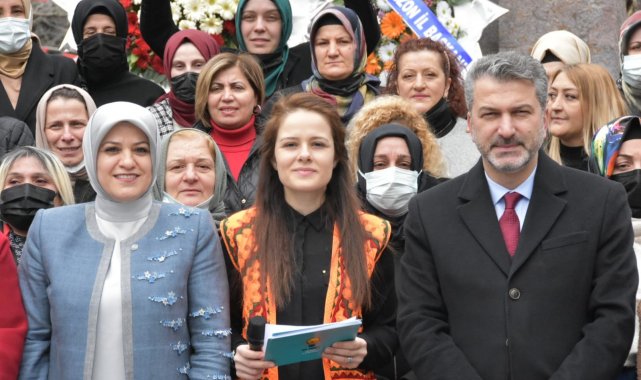 AK Partili kadınlar 8 Mart Dünya Kadınlar Günü'nde bir araya geldi