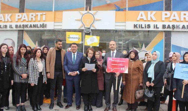 AK Partili kadınlardan 8 Mart etkinliği