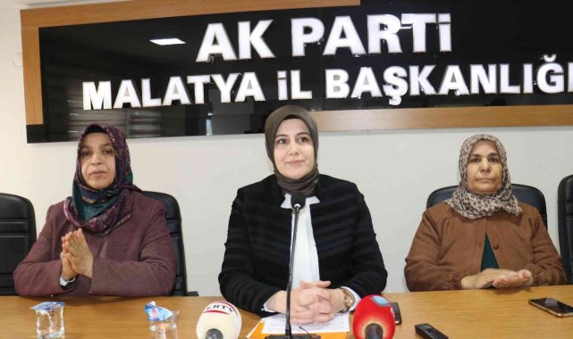 AK Partili kadınlardan 8 Mart etkinliğinde buluştu