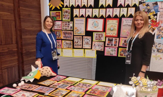 Akhisarlı iki öğretmenin projesi ilk 100 arasına girdi