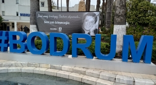 AKREP NALAN ÇOK SEVDİĞİ BODRUM’DA TOPRAĞA VERİLDİ