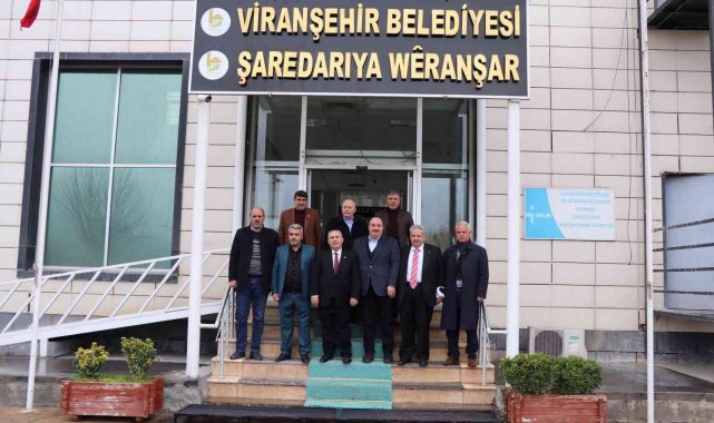 Akyürek&#039;ten Viranşehir Belediyesine ziyaret