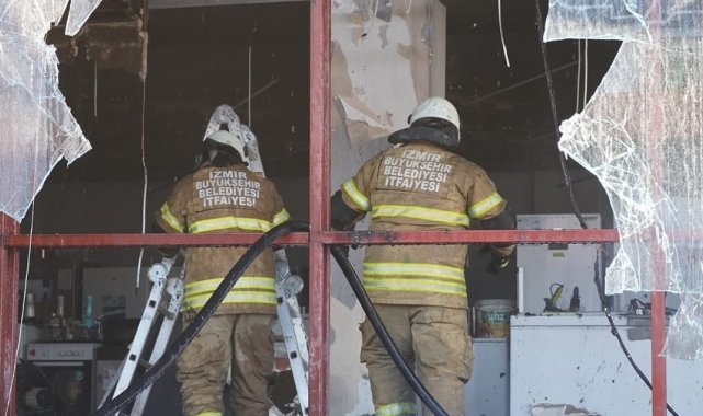 Alaçatı'daki iş yerinde korkutan yangın