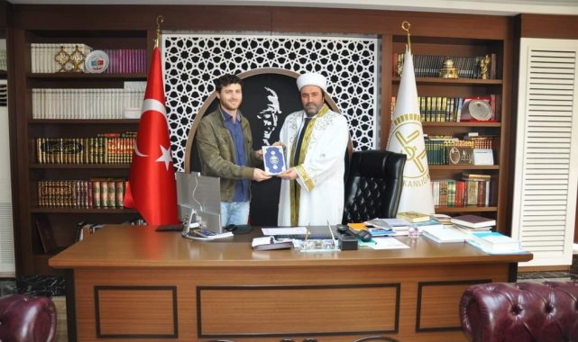 Alanya'da yaşayan Rus uyruklu genç Müslüman oldu