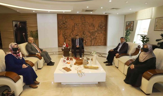 Alemdar İmam Hatipliler Derneği'nden Rektör Aktekin'e Ziyaret