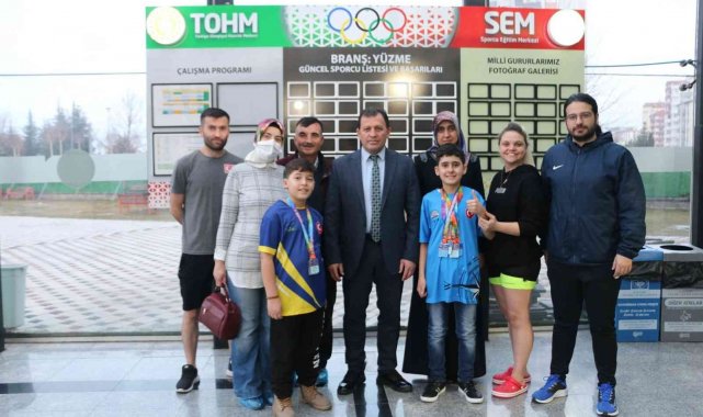 Ali İhsan Kabakcı'dan şampiyonlara ziyaret