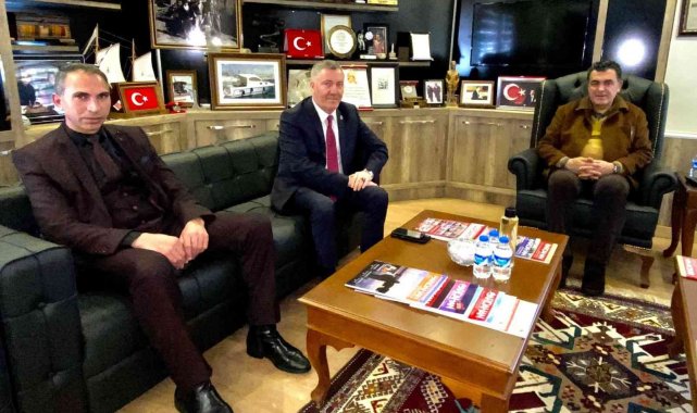 Alihanoğlu ve ekibi, Başkan Demir'le buluştu