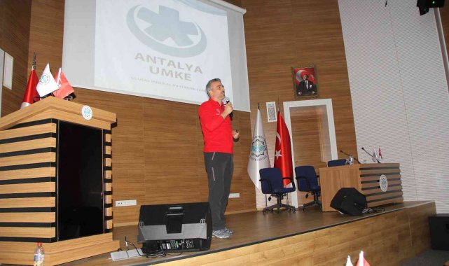 ALKÜ'de Afet Farkındalığı Sempozyumu