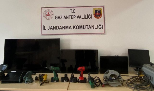 Altın hırsızı jandarmadan kaçamadı